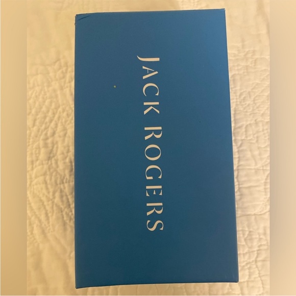 NEW Kid Jack Rogers Gold Sandals - Picture 7 of 7